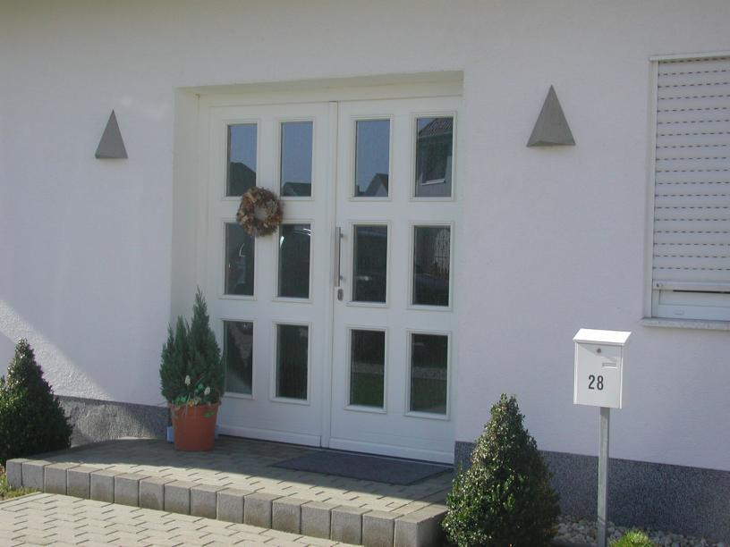 Holz Haustür 2 Flügelig mit Glasfüllung Weiß mit Edelstahl Stoßgriff