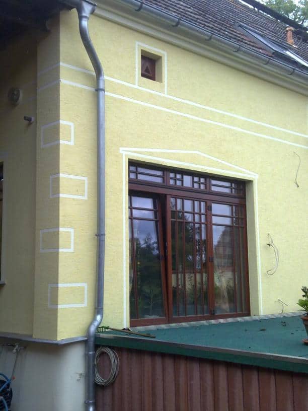 Holz Schiebe-Falt-Anlage mit Wiener Sprossen Farbe Teak & Oberlicht