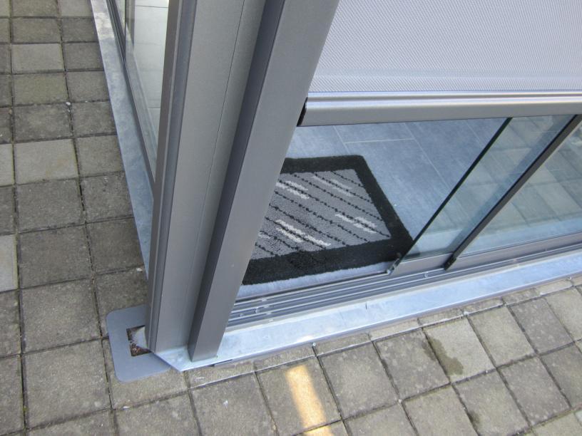 Ganzglas Schiebetür als Vollglas Schiebewand 4 Spurig Farbe & Oberfläche DB 703 Anthrazitgrau  (Detailansicht)