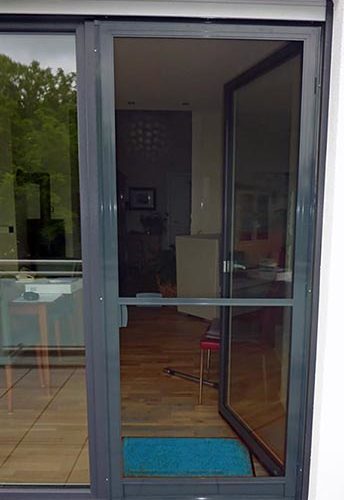 Insektenschutz für Balkontür als Drehtür