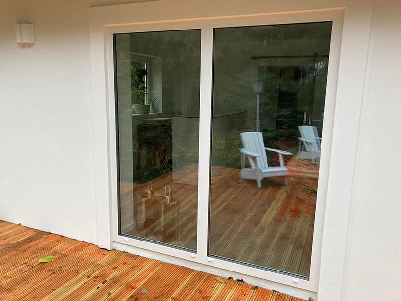 Aluminium Festverglasung mit Glasteilender Sprosse 3-Fach Verglasung mit Warmer Kante Grau